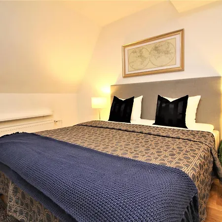 Old Town Toompea Apartment *