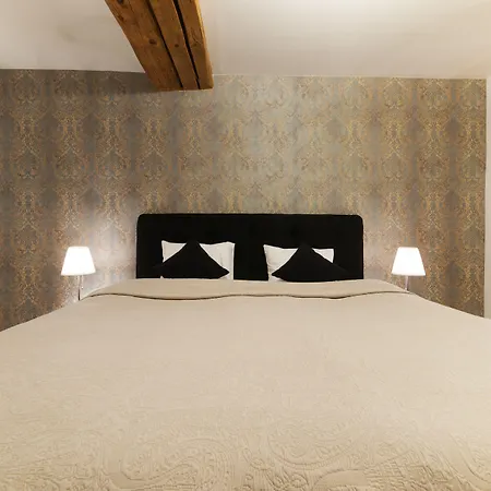 아파트 시티 아파트먼트 올드 타운 툼페아 탈린