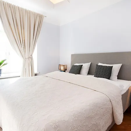 시티 아파트먼트 올드 타운 툼페아