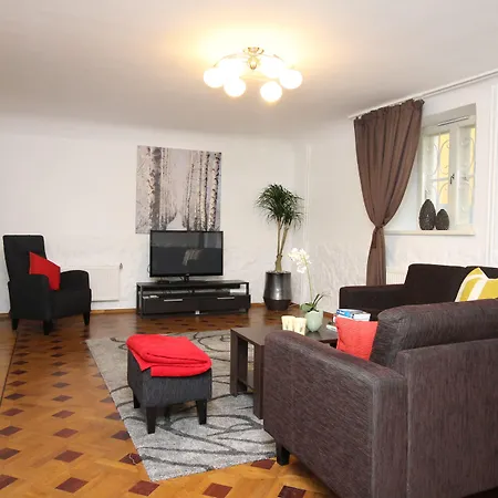 아파트 시티 아파트먼트 올드 타운 툼페아 *