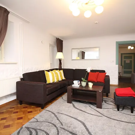 Old Town Toompea Apartman *