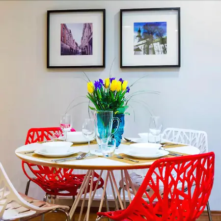 시티 아파트먼트 올드 타운 툼페아 아파트 탈린