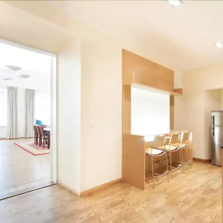 시티 아파트먼트 올드 타운 툼페아 * 탈린