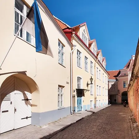Old Town Toompea * Tallinn