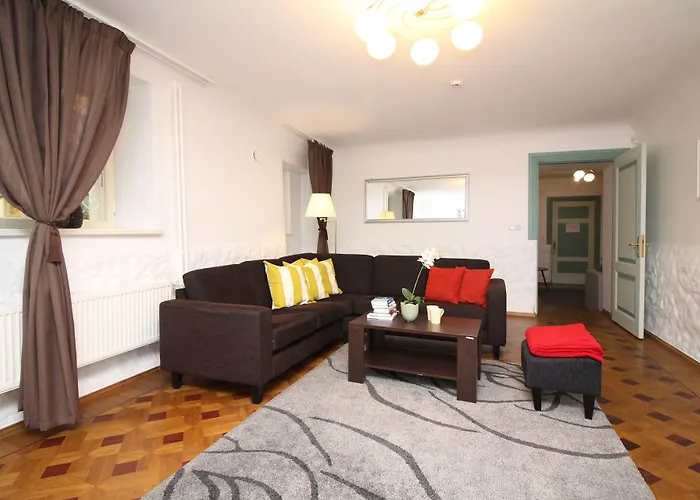 Old Town Toompea شقة *