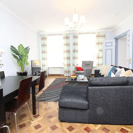 Old Town Toompea * Tallinn