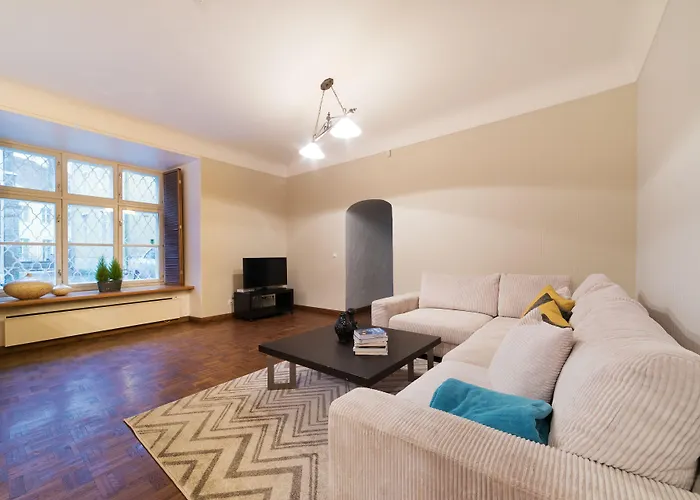 托姆比亚老城塔林市公寓 *